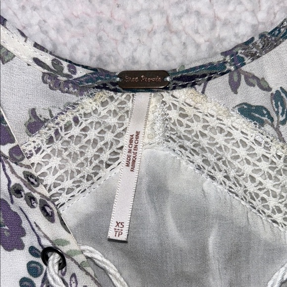 Free People White Graphic Tie Front Blouse - Picture 3 of 12